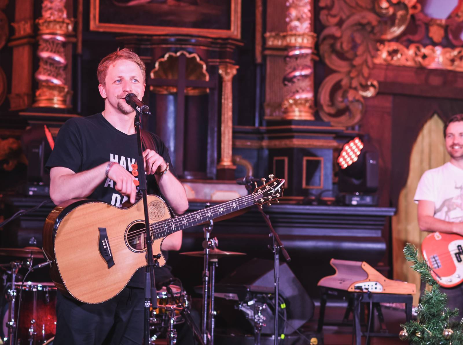 ROZHOVOR | Tomáš Klus: Musel jsem si vzít půjčku, abych zaplatil daně. Spousta firem zkrachuje, možná i ta moje (2. část)