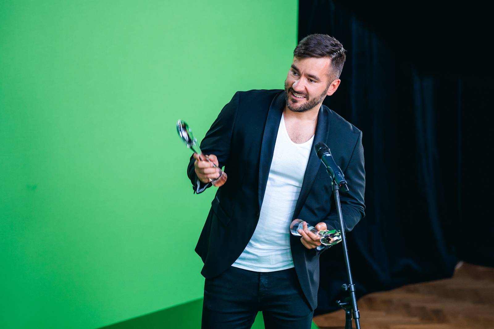 Ceny OSA jsou rozdány, sošky si odnesli Marek Ztracený nebo Richard Krajčo s Petrem Harazinem za skladbu Srdce nehasnou