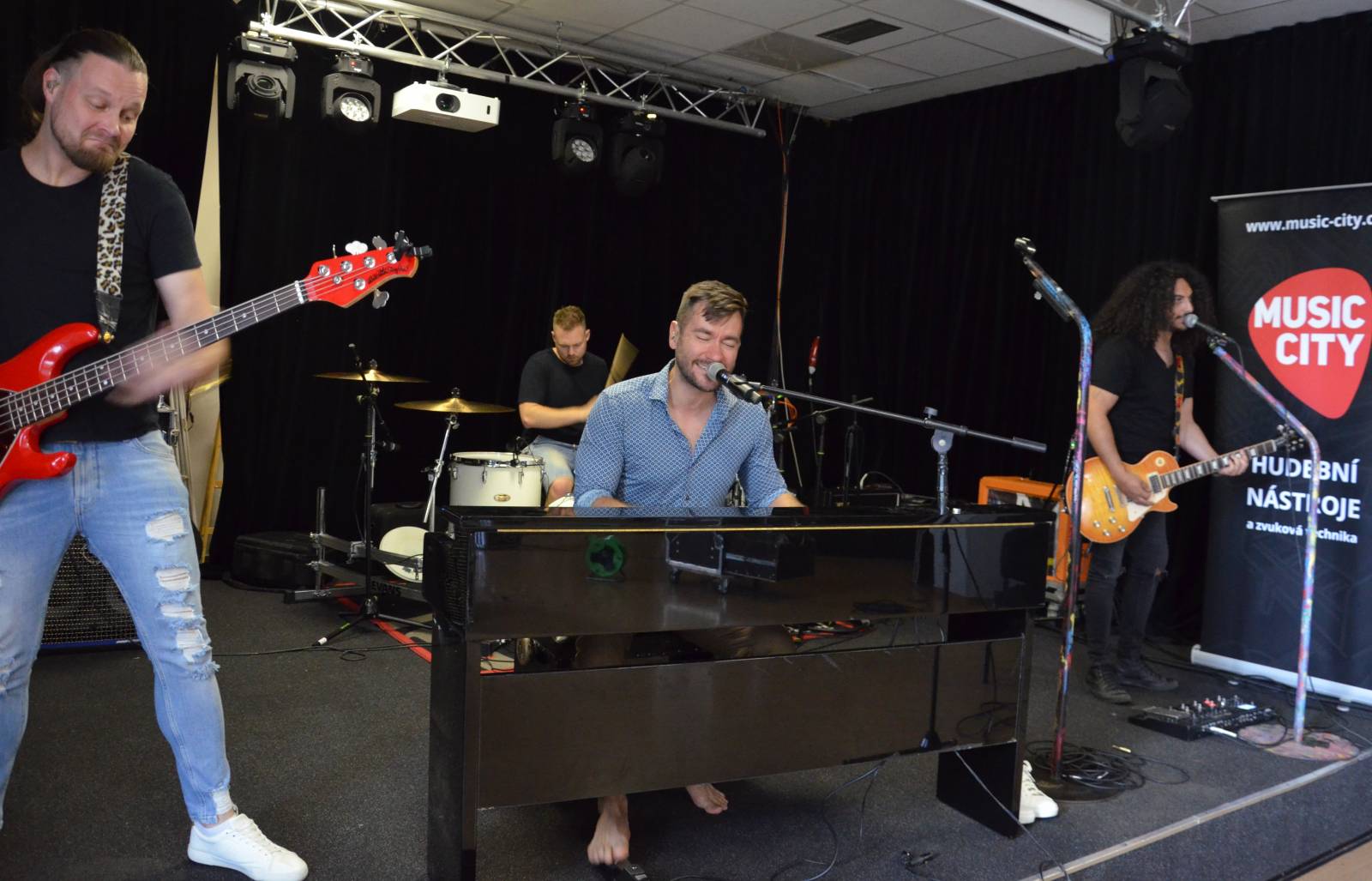 ROZHOVOR | Marek Ztracený: Máme novou písničku Moje milá, klip má překvapivý závěr. Fanouškům ji představíme na letním turné