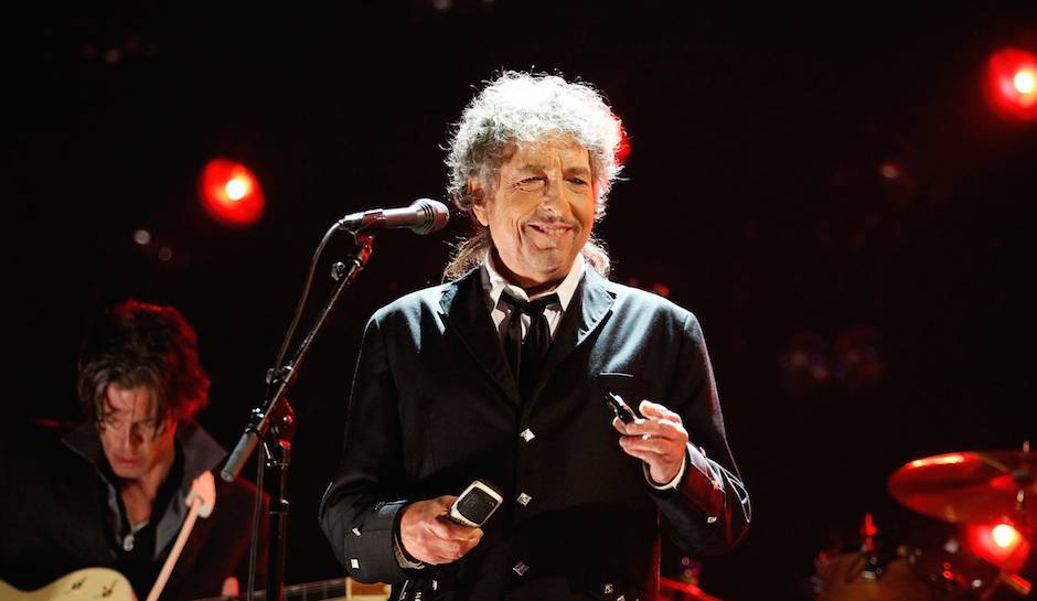 BIZÁR TÝDNE: Boba Dylana nařkli po padesáti letech ze zneužití dvanáctileté dívky