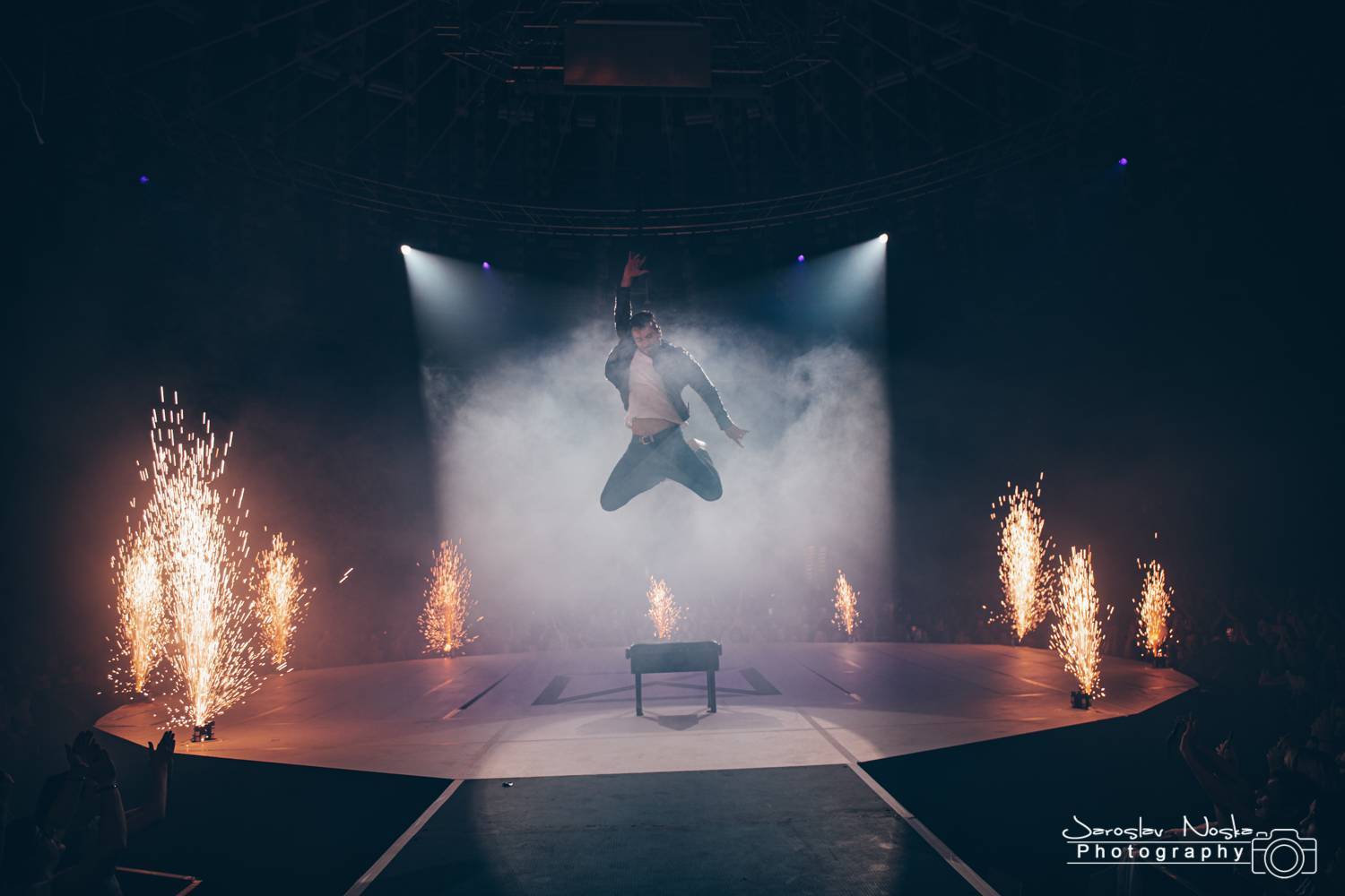 LIVE: Marek Ztracený zavelel k Restartu. Potřetí si splnil sen o vyprodané O2 areně