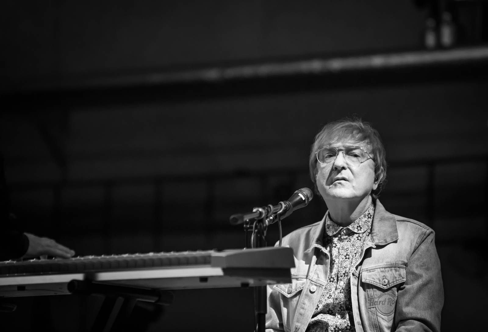 VIDEOROZHOVOR | Miro Žbirka: Koncertů si teď víc vážíme