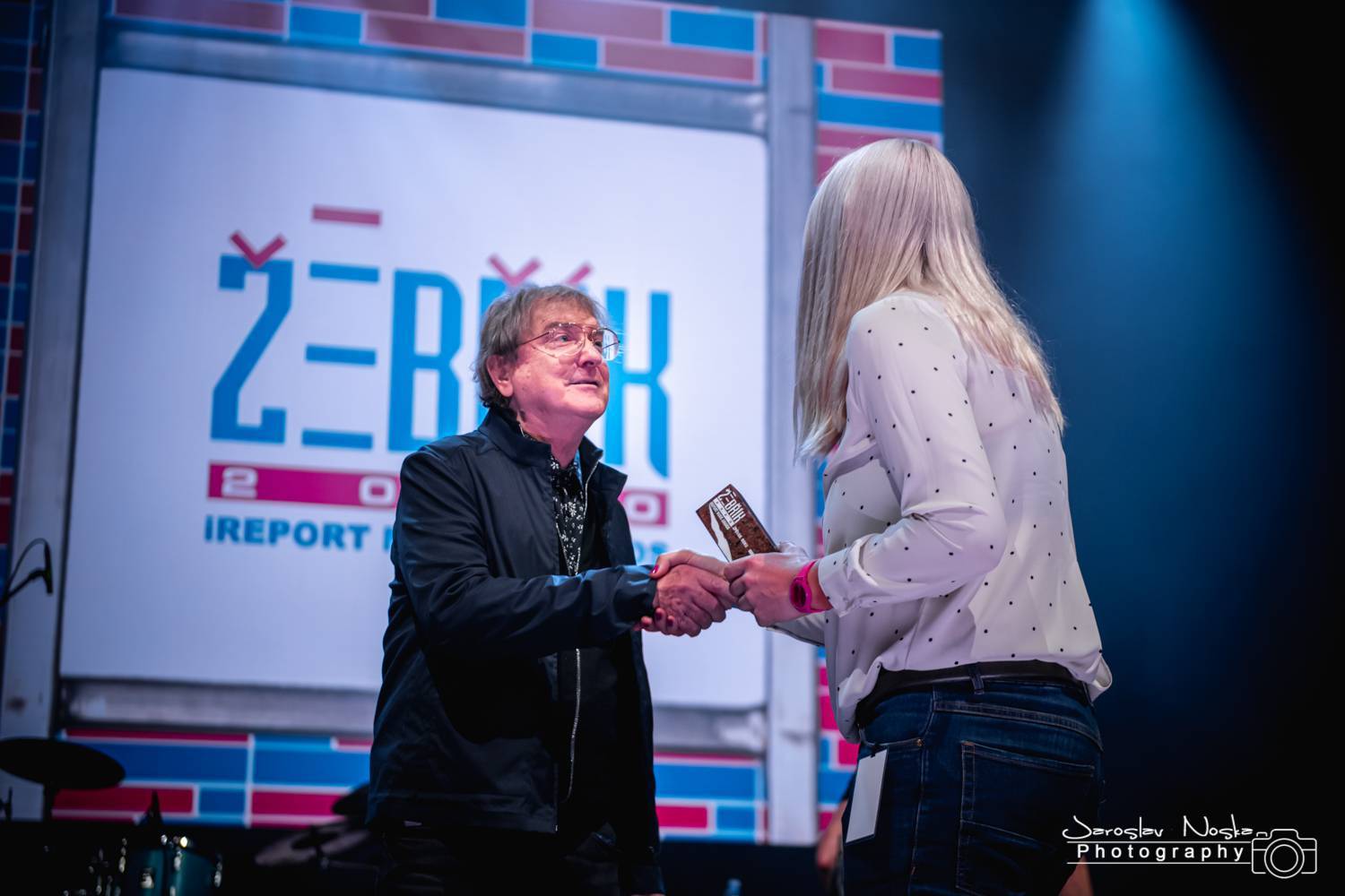 VIDEOROZHOVOR | Miro Žbirka: Koncertů si teď víc vážíme