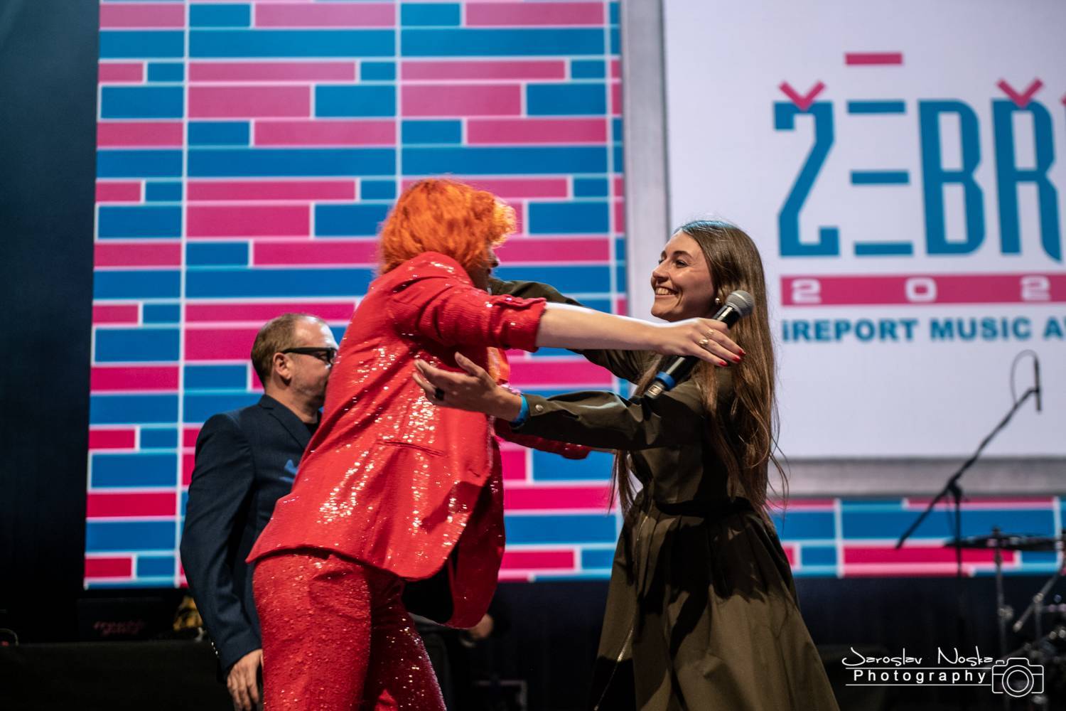 VIDEOROZHOVOR | Žofie Dařbujánová na Žebříku: „Marek Taclík jezdil na naše koncerty na koloběžce,