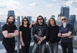 Dream Theater se vrací do České republiky, předskakovat jim bude Devin Townsend
