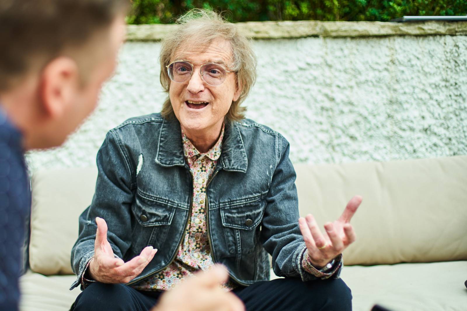 Zemřel Miro Žbirka, působil v kapelách Modus nebo Limit a vzhlížel k Beatles