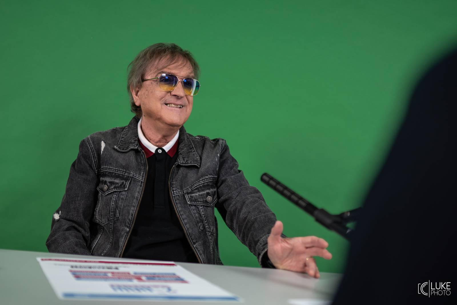 Zemřel Miro Žbirka, působil v kapelách Modus nebo Limit a vzhlížel k Beatles