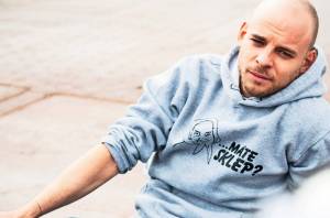 TOP 6 videoklipů týdne: Vojtaano představuje titulní skladbu snímku Vyšehrad: Fylm a WYFE v singlu plném naděje