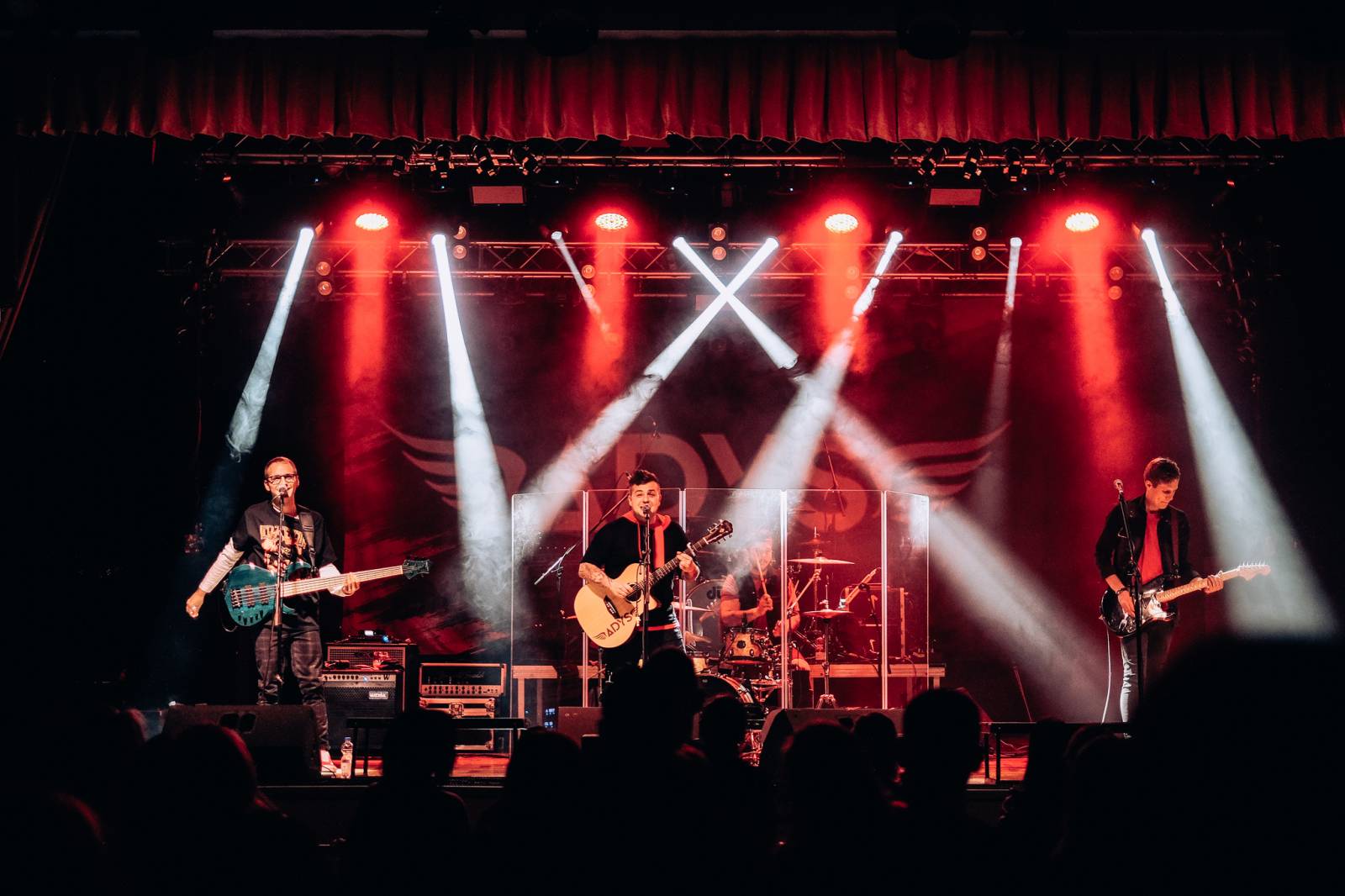 ROZHOVOR | Adys: Nikdy jsme si nepředstavili, že my, rockeři a metalisti, založíme kapelu, která bude mít nejblíž k popu