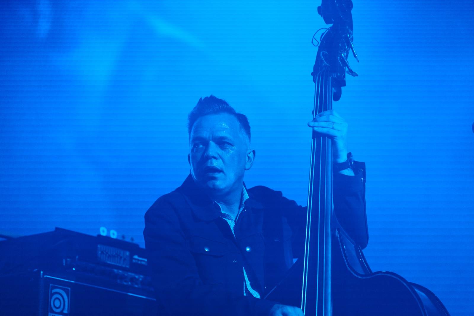 LIVE: Bez telefonů a zbytečných řečí. Jack White ve Foru Karlín dokázal, že to jde