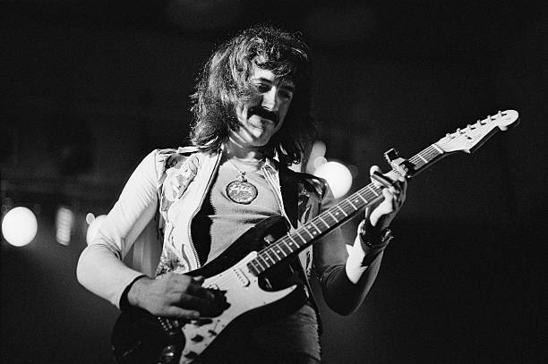 Zemřel Manny Charlton, zakládající člen Nazareth