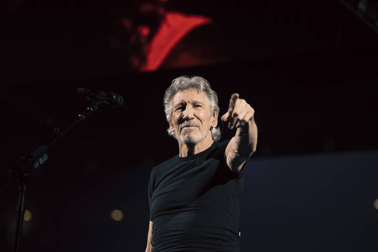 Roger Waters z Pink Floyd dorazí na svém rozlučkovém turné do Česka, chystá speciální audiovizuální show