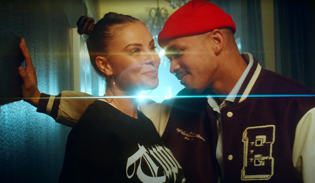 TOP 6 videoklipů týdne: Dymytry jako indiáni, Ben Cristovao v duetu s Monikou Bagárovou a Sima celá v růžové