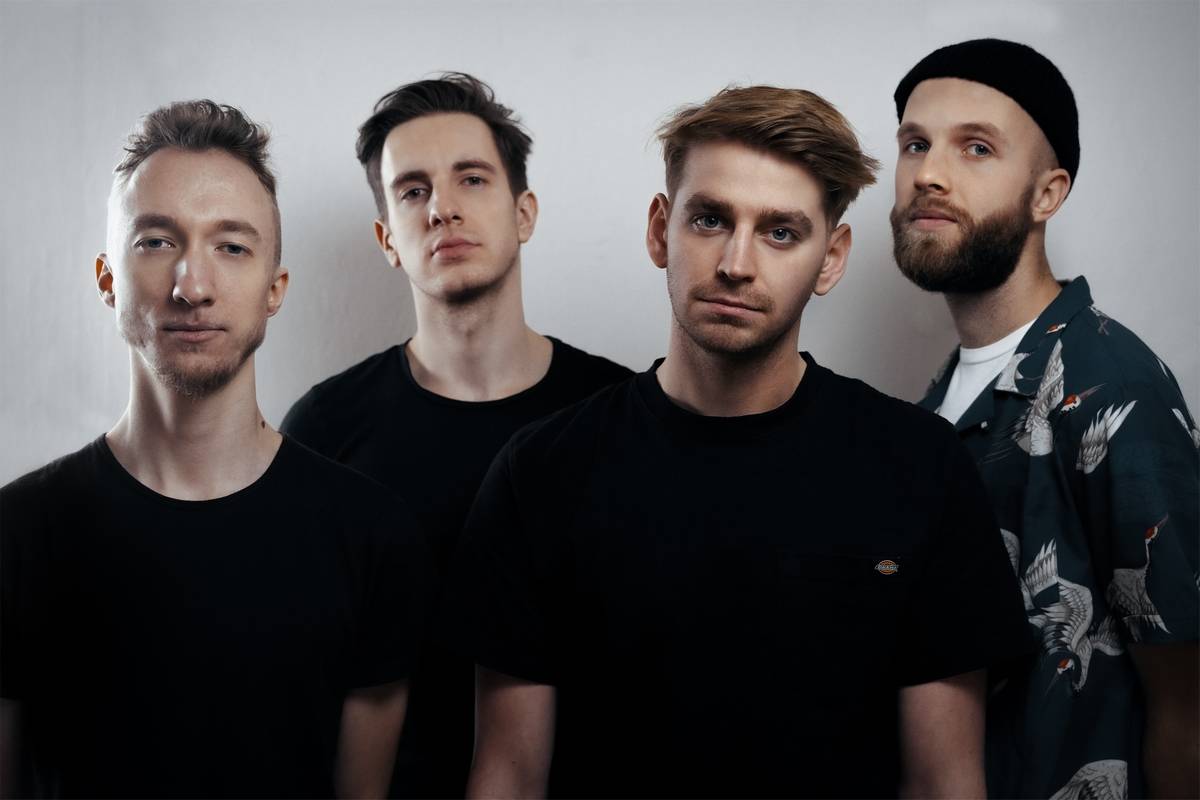 TOP 7 videoklipů týdne: Martin Harich s Annou Julií Slováčkovou vzpomínají na minulost a Metallica zpívá o sebevraždě