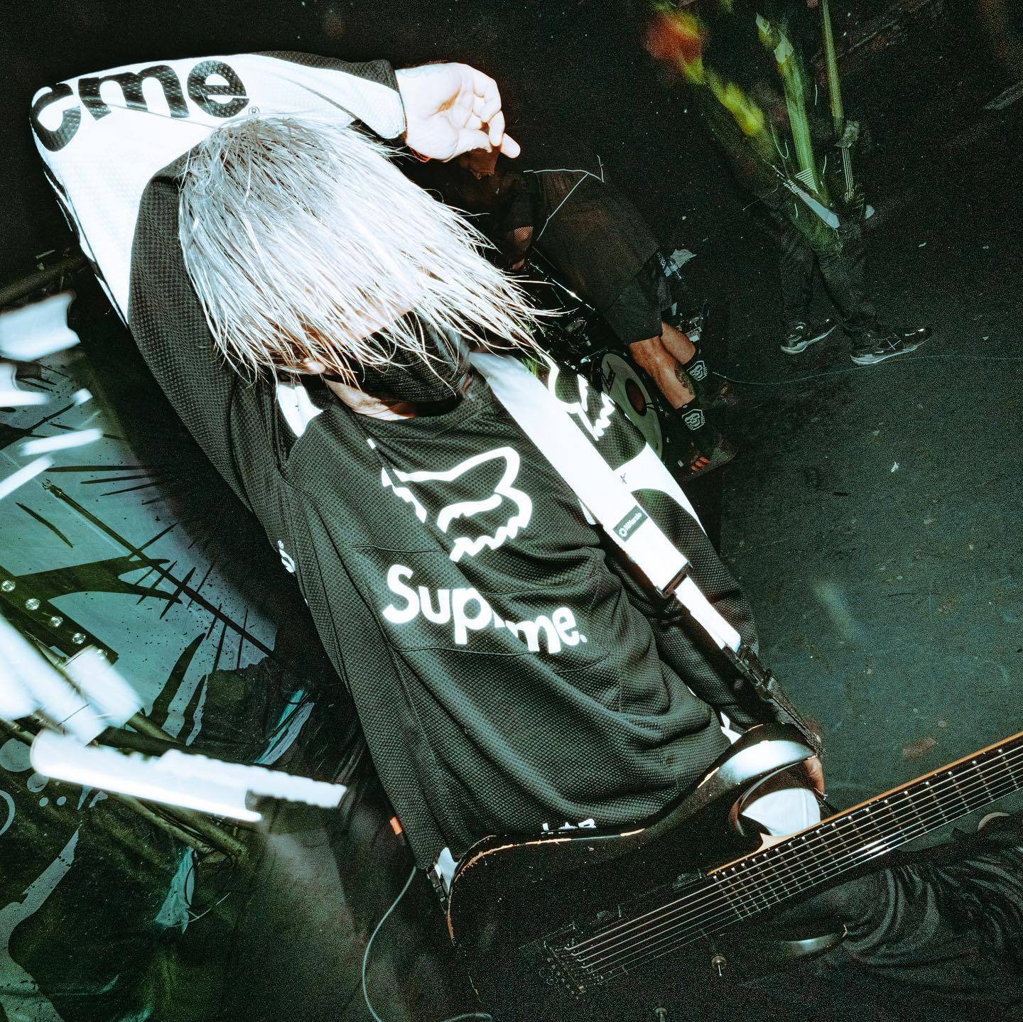 LIVE: Australské tornádo se prohnalo Rock Café. Alpha Wolf ukázali, že si roli headlinerů zaslouží