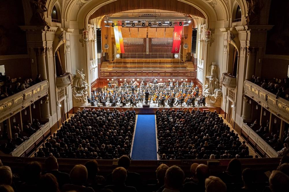 Tata Bojs jinak. S pražskými symfoniky zahrají v Obecním domě