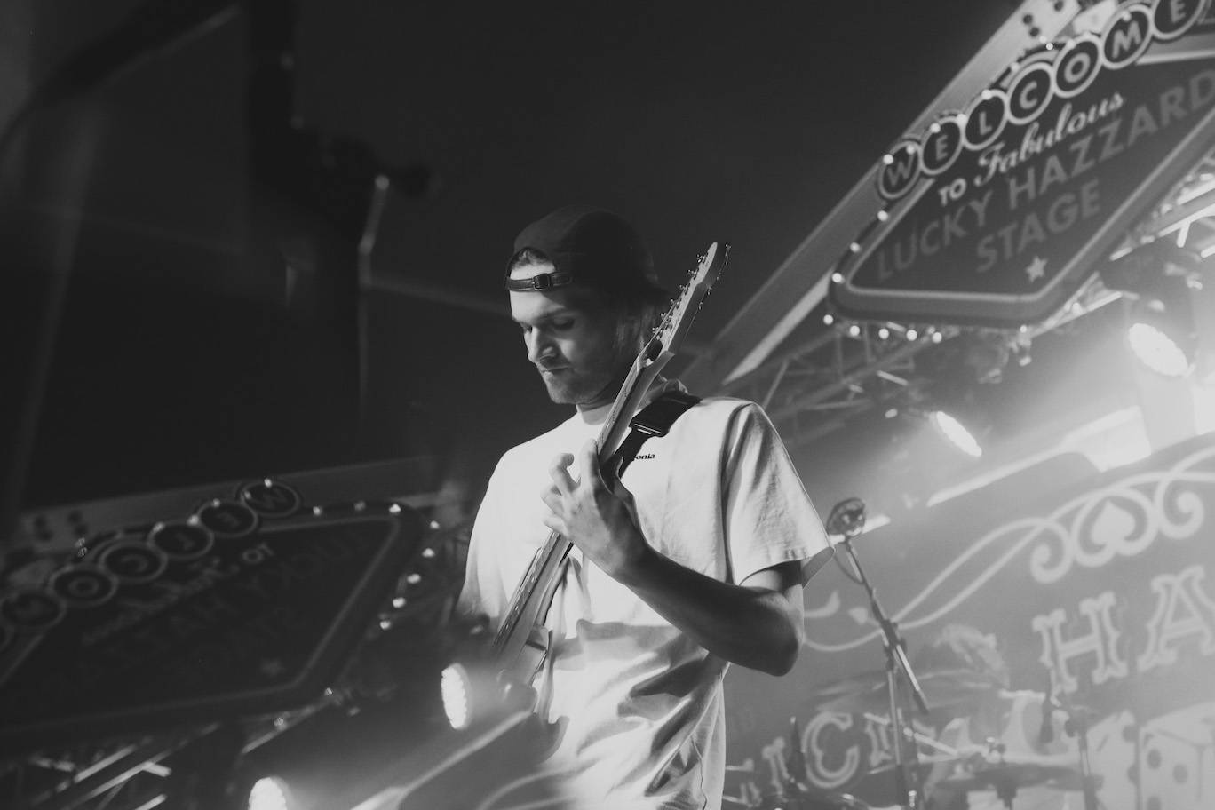 LIVE: Příznivci punku a ska zamířili do Tábora. Odstartoval festival Mighty Sounds