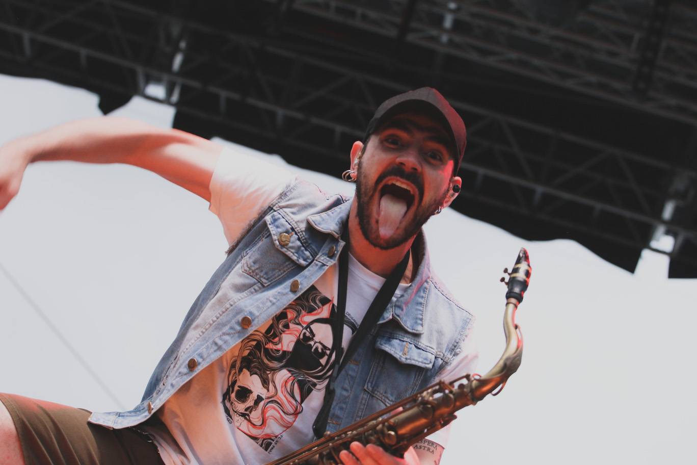 LIVE: Příznivci punku a ska zamířili do Tábora. Odstartoval festival Mighty Sounds