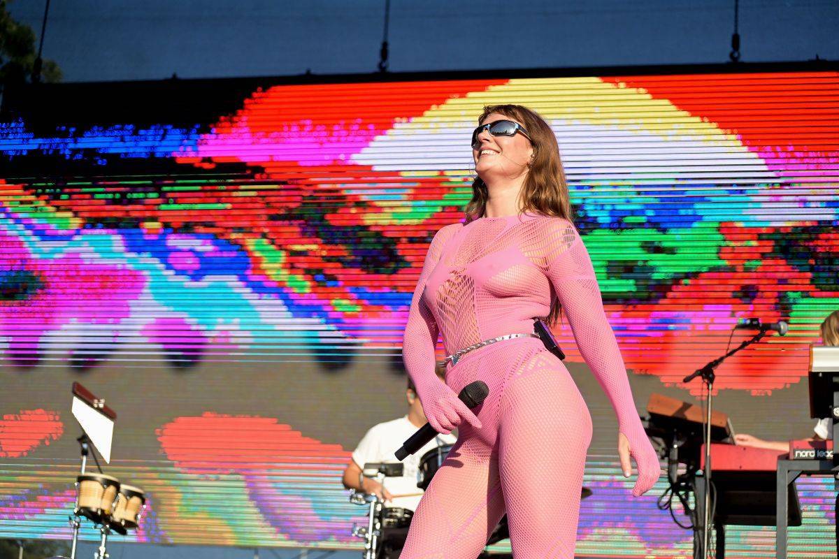 LIVE: Poslední den Metronome Prague M83 rozsvítili noční oblohu a Žofie Dares z MYDY ukázala zadek 