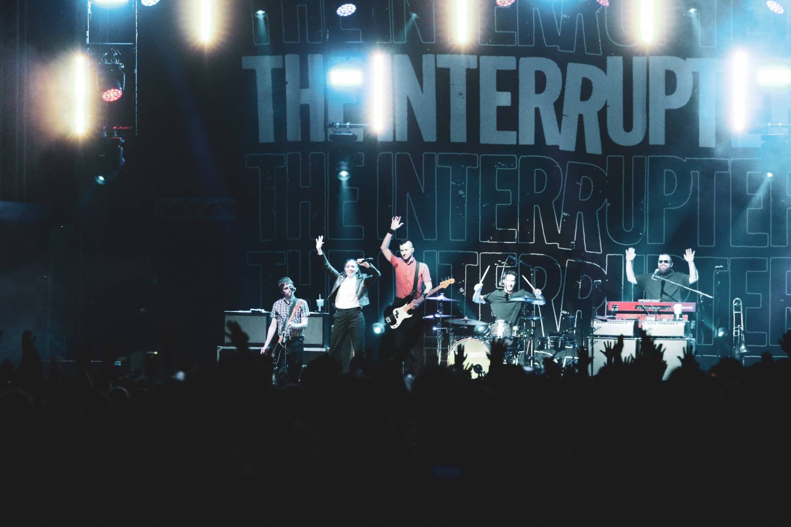 LIVE: Poslední den na Mighty Sounds patřil Rancid, Paddy and the Rats nebo The Interrupters