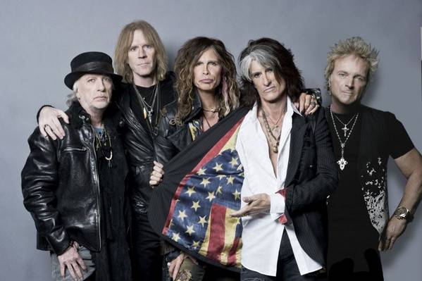 Poslední turné Aerosmith v ohrožení, Stevenovi Tylerovi zakázali zpívat