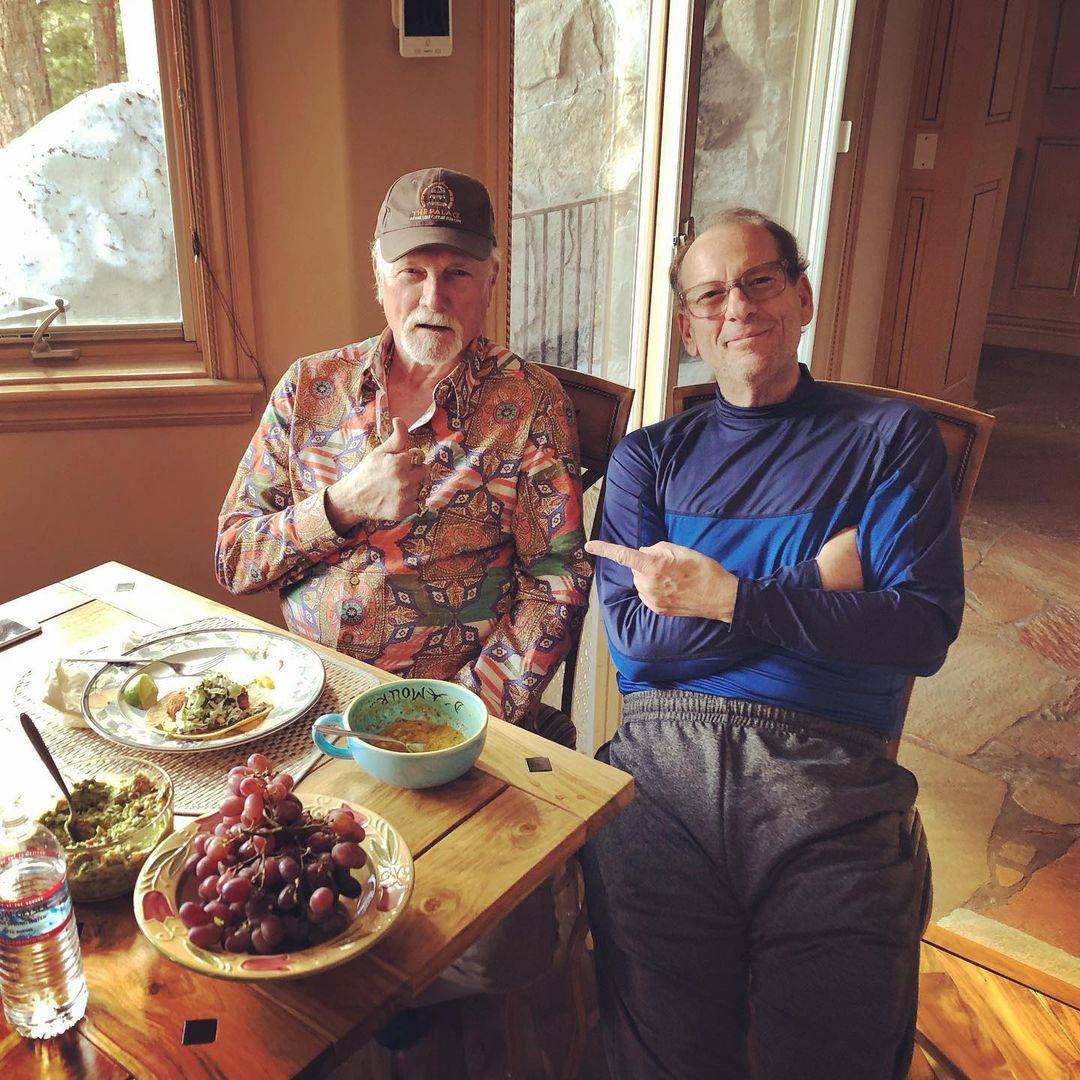 Zemřel kytarista a zpěvák Jeffrey Foskett, hrával po boku Beach Boys