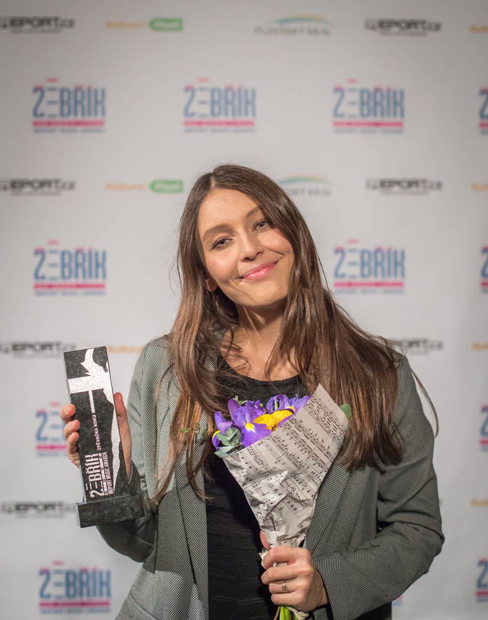 Žebřík číslo 32 odstartoval. Finále hudebních cen proběhne 5. dubna s Chinaski, Michalem Hrůzou i Jiřím Suchým