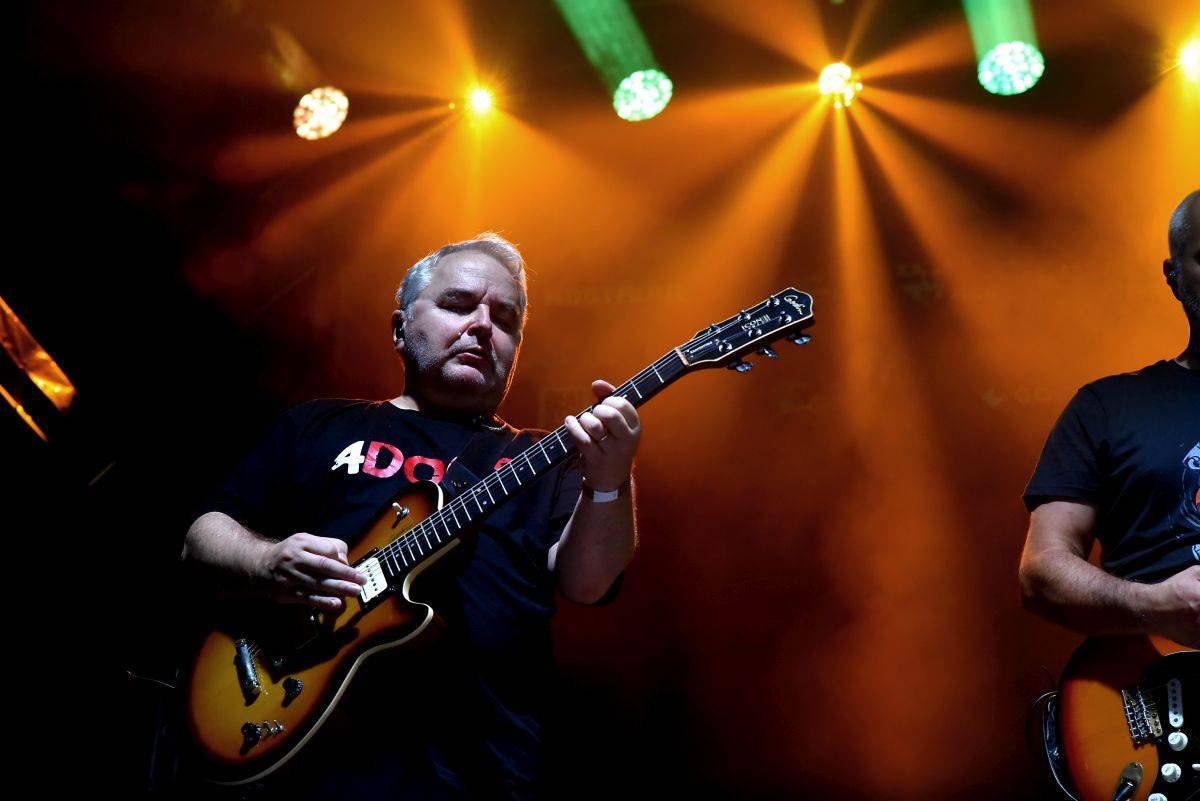 Mňágu a Žďorp opouští spoluzakladatel a kytarista Martin Knor