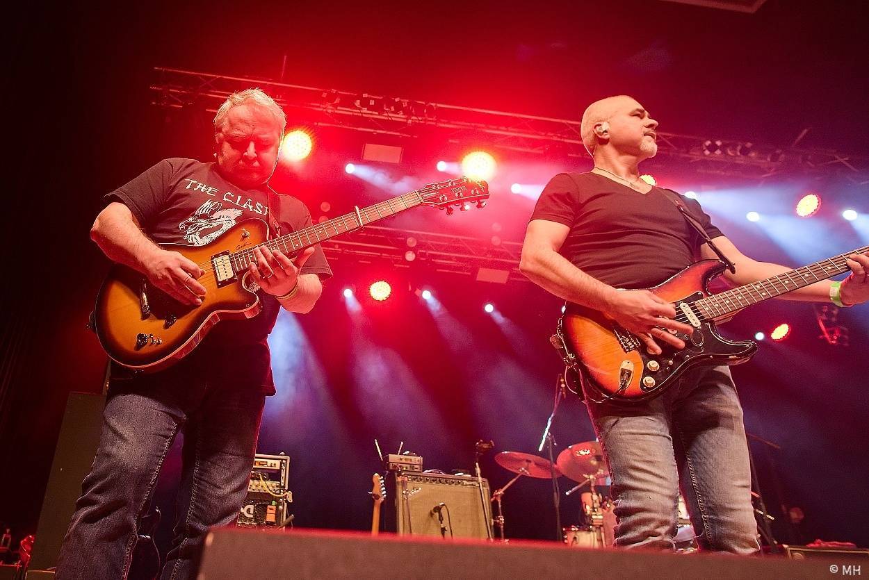 Mňágu a Žďorp opouští spoluzakladatel a kytarista Martin Knor