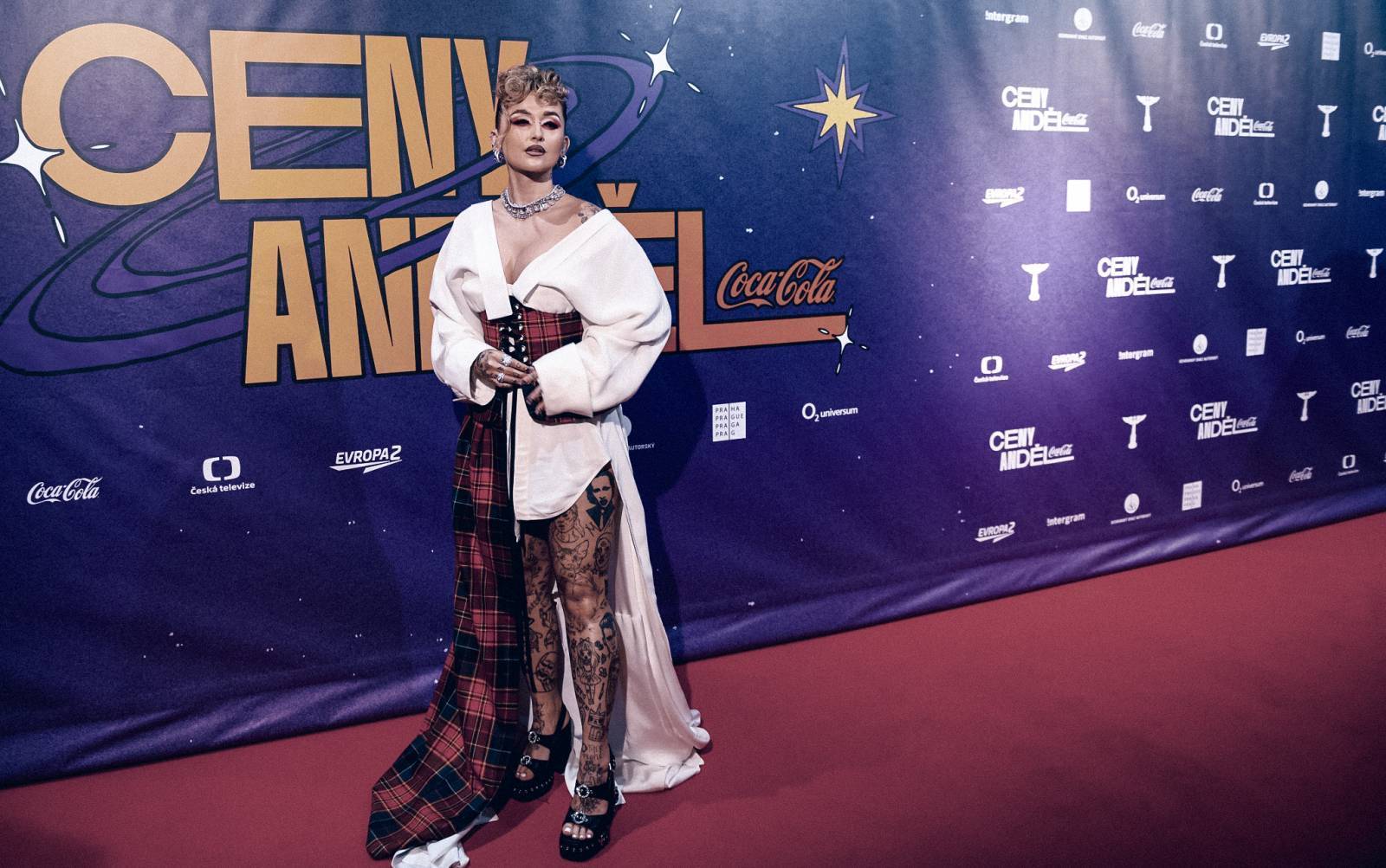 LIVE: Ceny Anděl ve znamení pestrosti a barevnosti