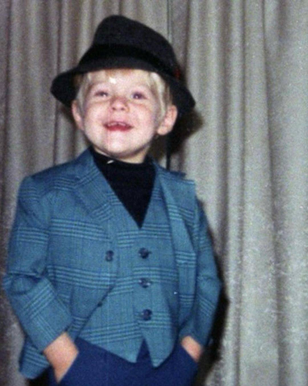 Frances Bean zavzpomínala na otce Kurta Cobaina, sdílela jejich poslední společné fotografie