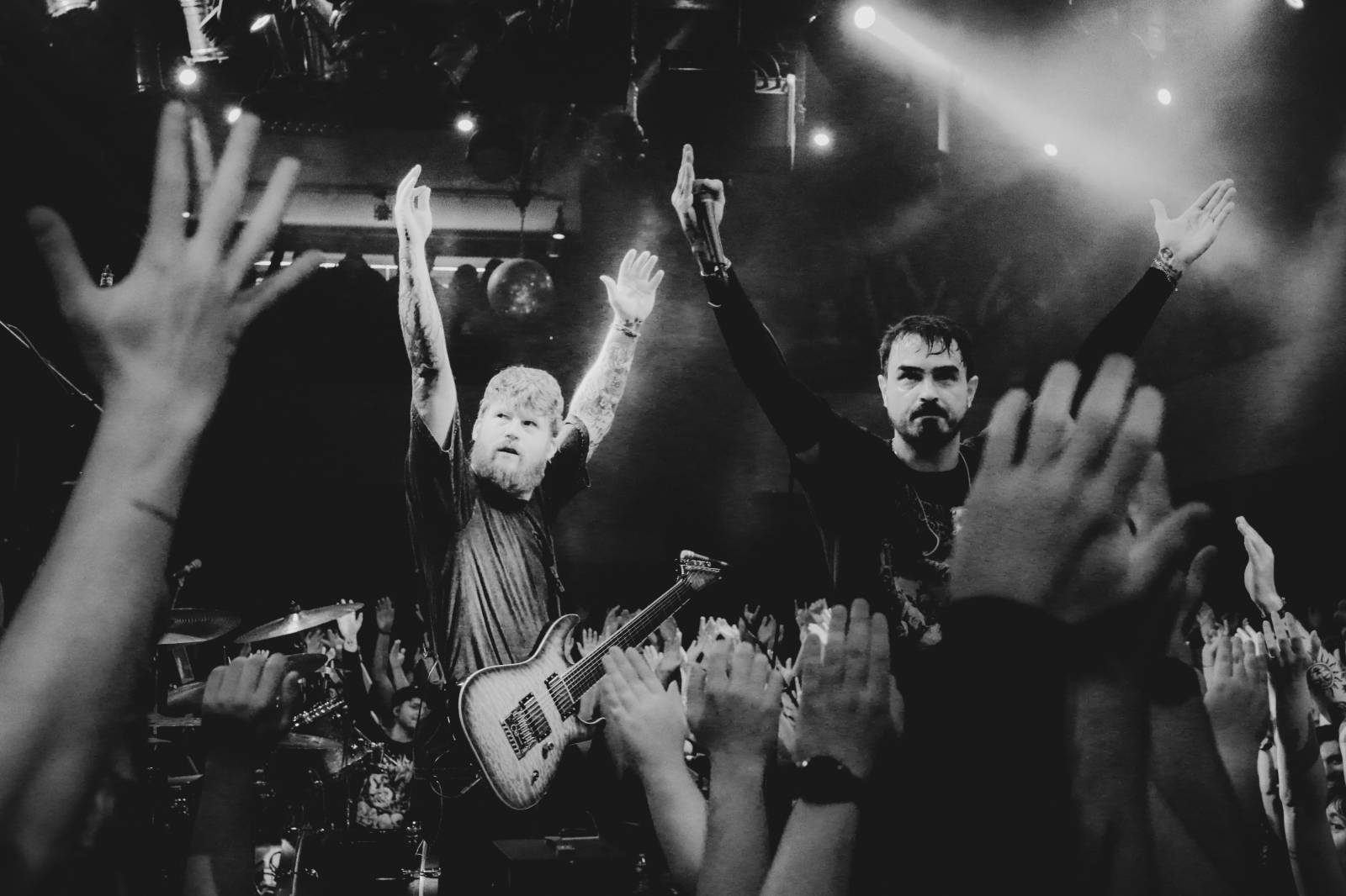 LIVE: LANDMVRKS přivezli do Lucerny láskyplnou prvomájovou oslavu