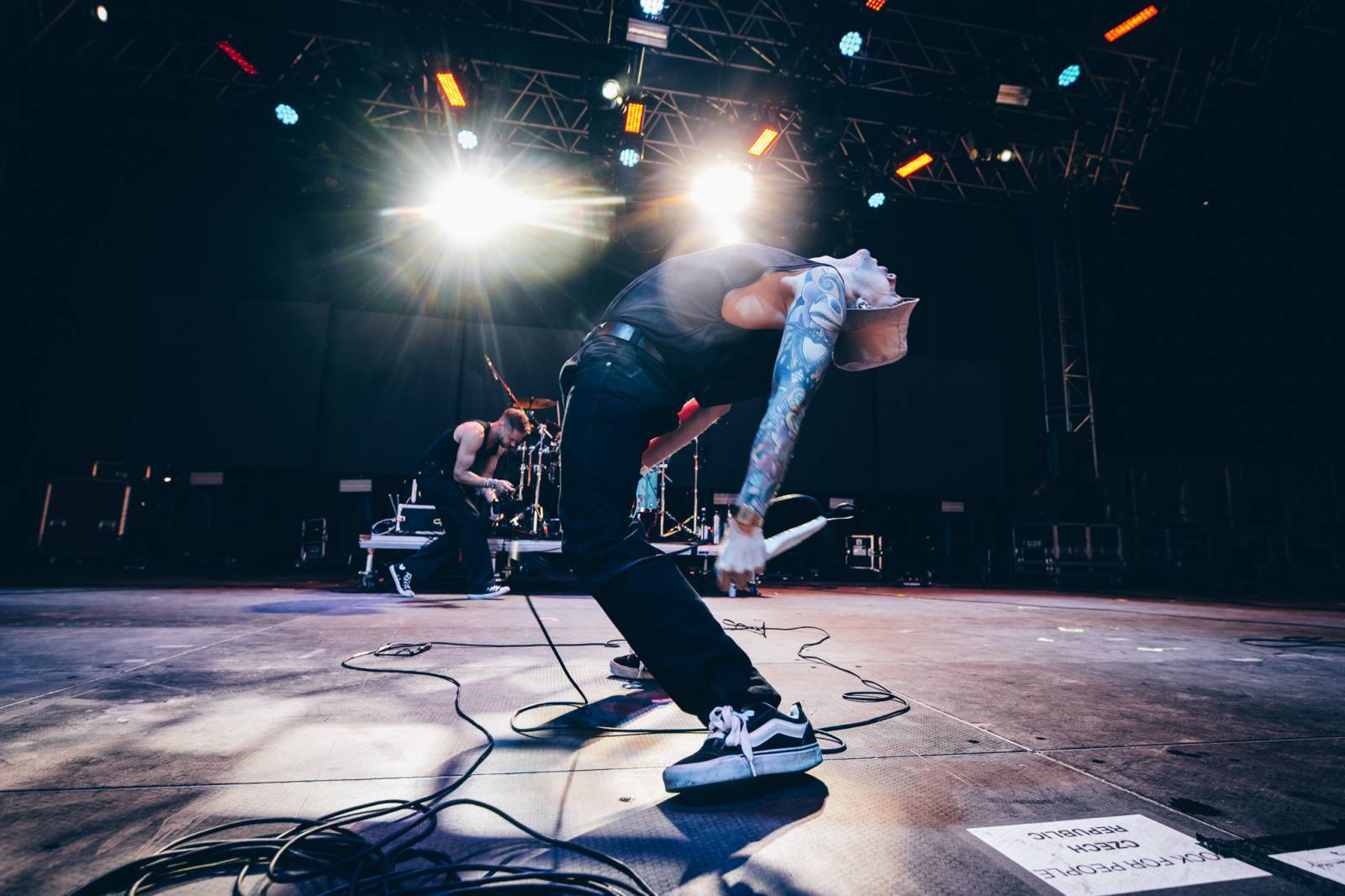 LIVE: Rock for People, den třetí: Přenádherní Bring Me The Horizon, rozlučkoví Sum 41 a pokulhávající Avril