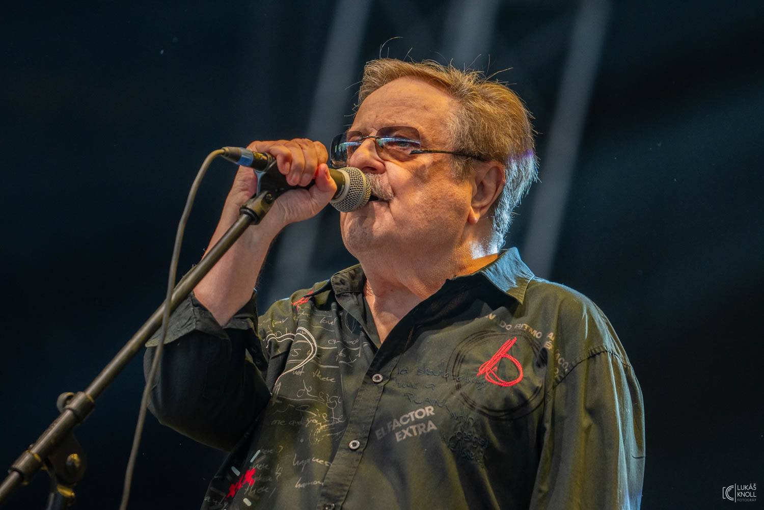 LIVE: Rock for People, den čtvrtý: šíleně dobrej Yungblud, grandiózní finále s Pendulum a dojení posledních sil