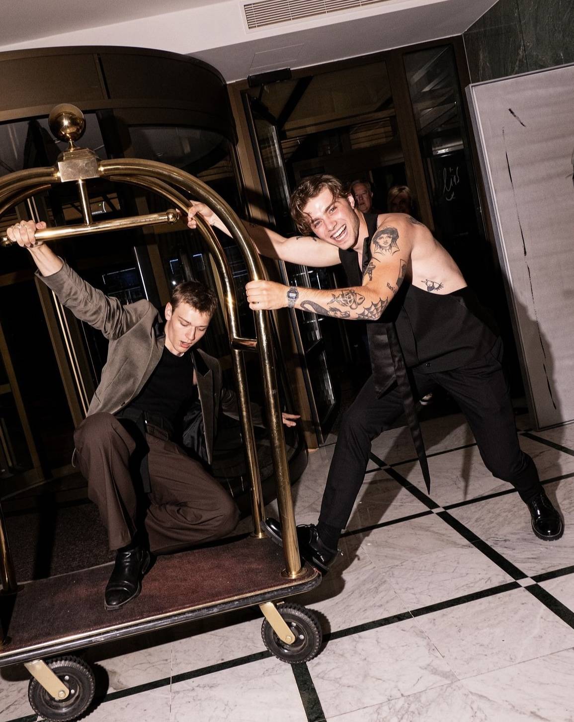 TOP 7 videoklipů týdne: Marpo je férovej chlap, Fate Magazine vzpomínají na osmdesátky a po dvou letech se hlásí i Halsey