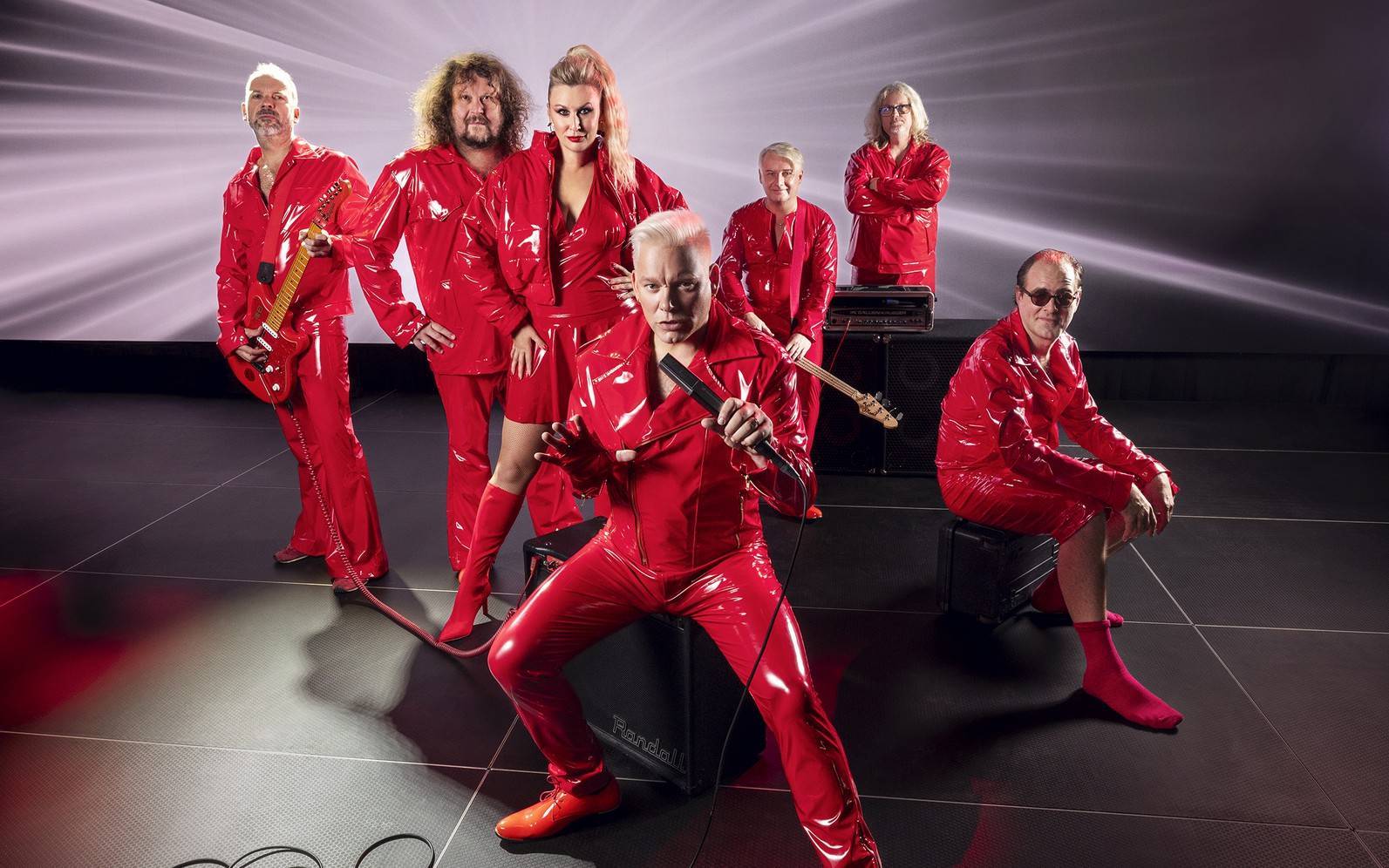 Nominační tipy Žebříku: Na skladbu roku aspirují Marpo, Dymytry i Pam Rabbit, na videoklip Monkey Business, Miro Žbirka i Chinaski