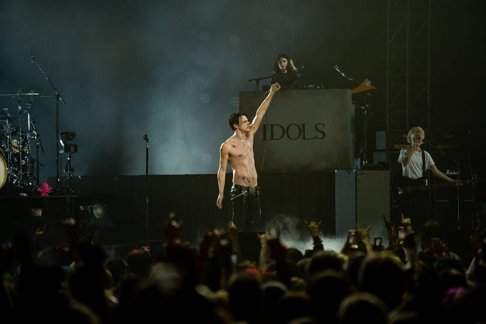 LIVE: Koncert roku? Rokenrolový princ Yungblud předvedl v Praze divokou show