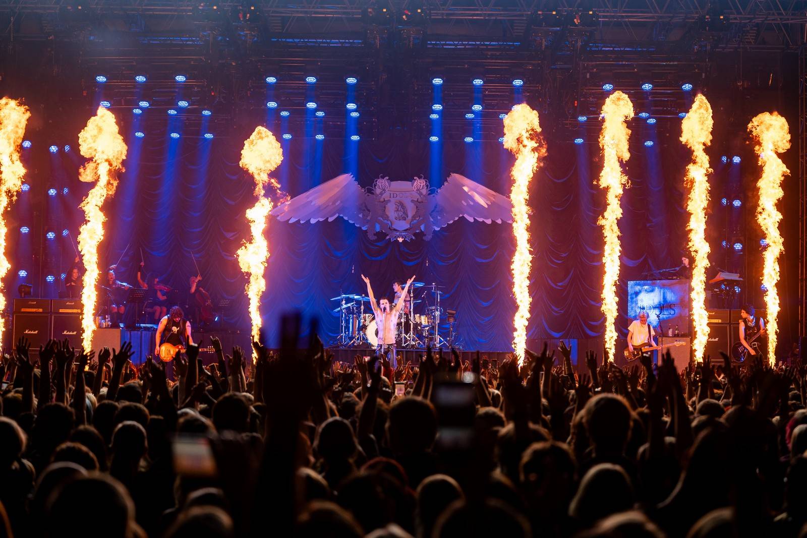 LIVE: Koncert roku? Rokenrolový princ Yungblud předvedl v Praze divokou show