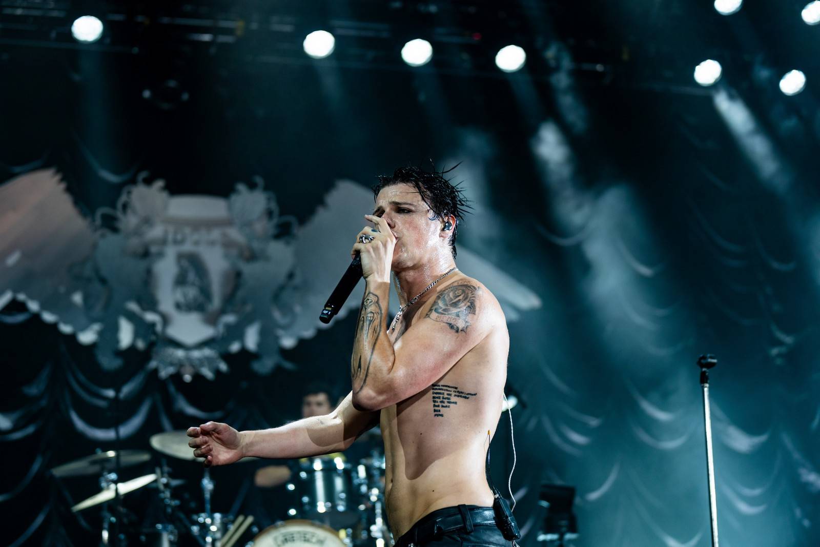 LIVE: Koncert roku? Rokenrolový princ Yungblud předvedl v Praze divokou show