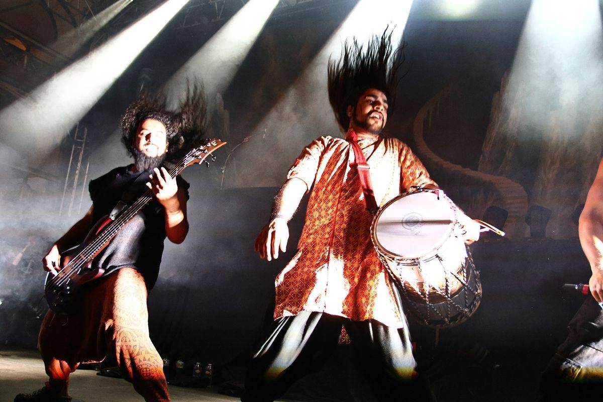 LIVE: Halestorm ani po dvou dekádách nedochází dech. V Praze uctili památku Ozzyho Osbourna