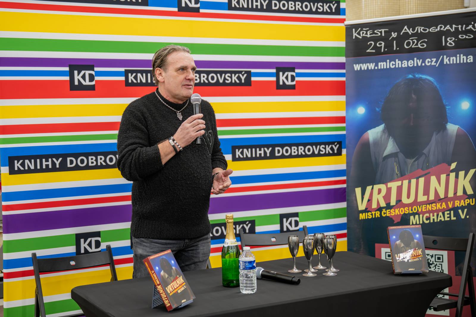 ROZHOVOR | Michael Viktořík: Musíme něco natočit, aspoň singl, aby to byli noví J.A.R.