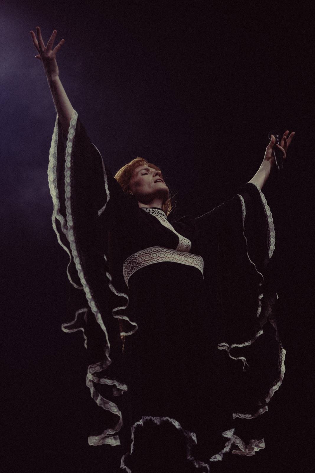 LIVE: Florence + The Machine přivezli do Prahy teatrální podívanou s pravými emocemi