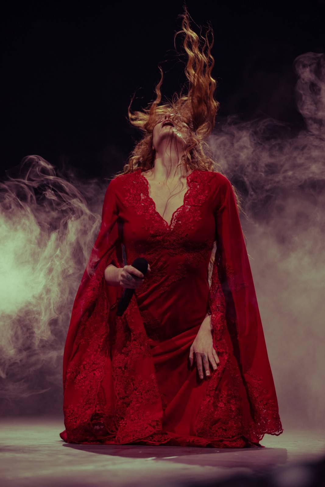 LIVE: Florence + The Machine přivezli do Prahy teatrální podívanou s pravými emocemi