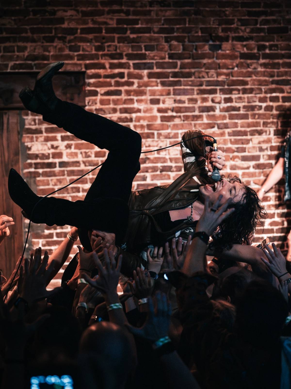 TOP 5 skvostů Rock for People: Věčná hádanka, rebelství, slzy, excentričnost i nejlepší hlas