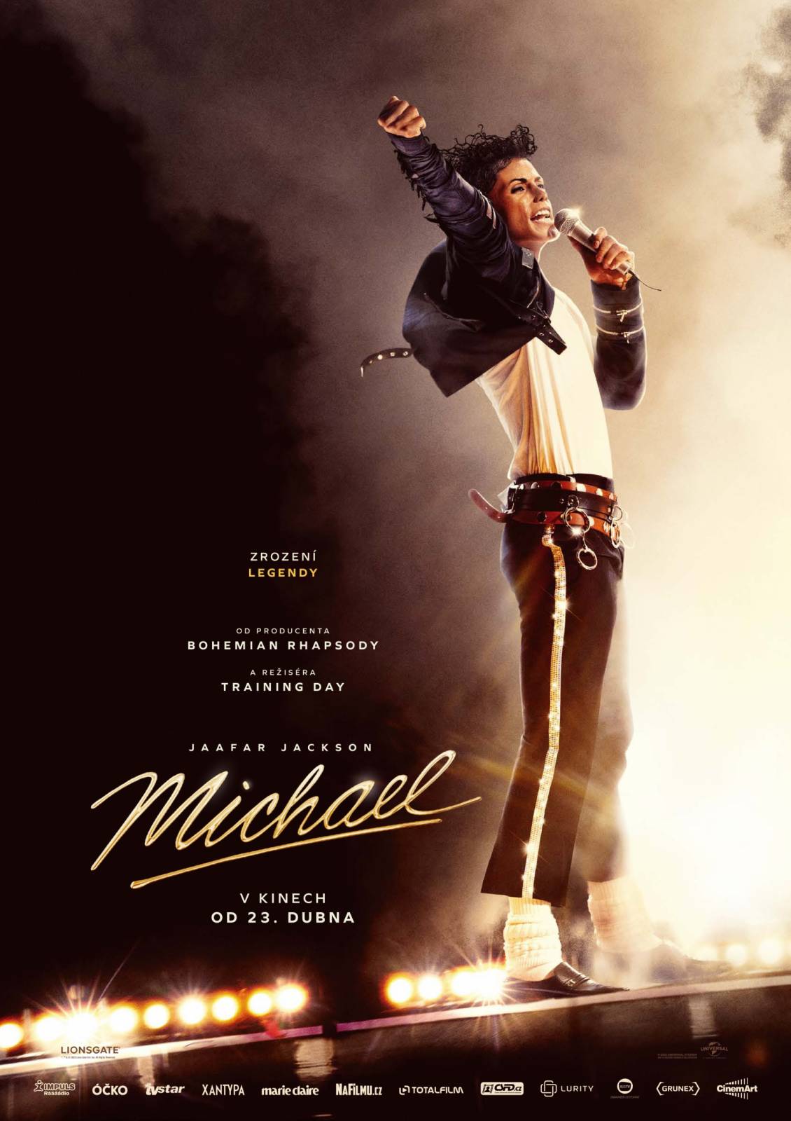 RECENZE: Film Michael se vyhýbá zbytečným kontroverzím a Jackson z něj vychází jako vzorný muž