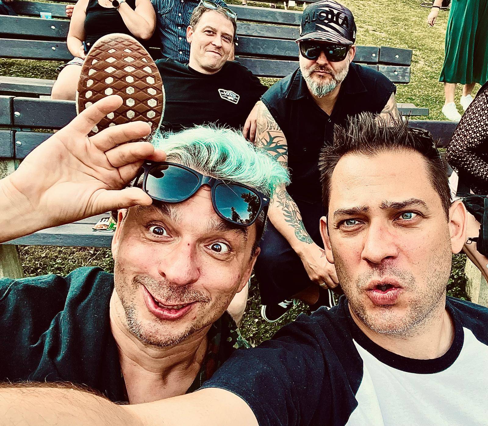 TOP 7 videoklipů týdne: Nothing But Thieves posílají milostný dopis svým lidem, ozývají se i Kryštof a Mirai 