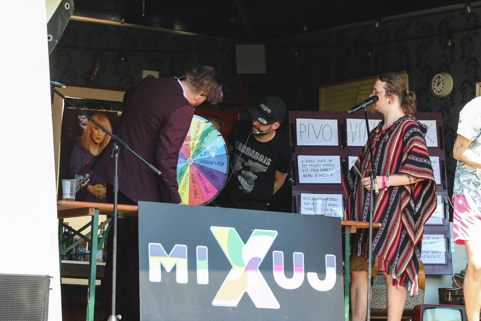 LIVE: Mighty Sounds, den třetí: Hromadné skákání na Skindred, vrchol kultury s Gutalax a skoro dojemná rozlučka s Talco