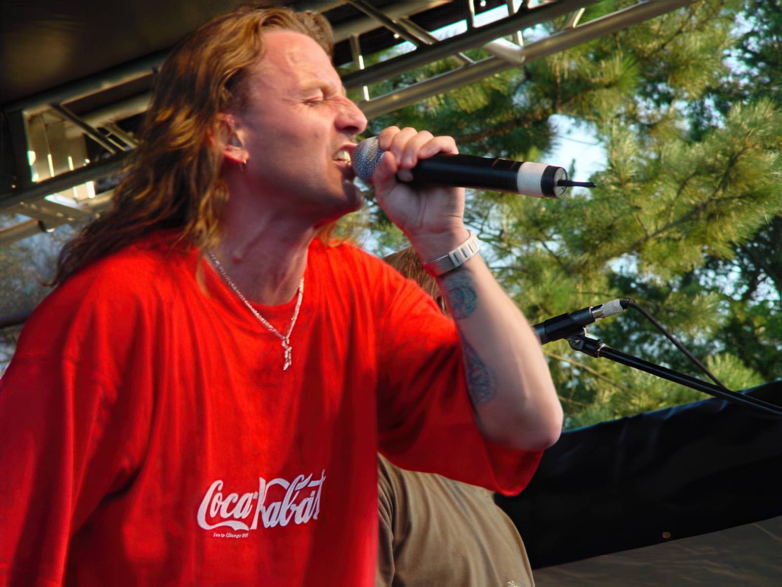 RETRO 2000 | Druhý ročník CS Rockfestu v USA. Krajanům zpívali Kabát, Elán, Buty, Arakain i František Nedvěd