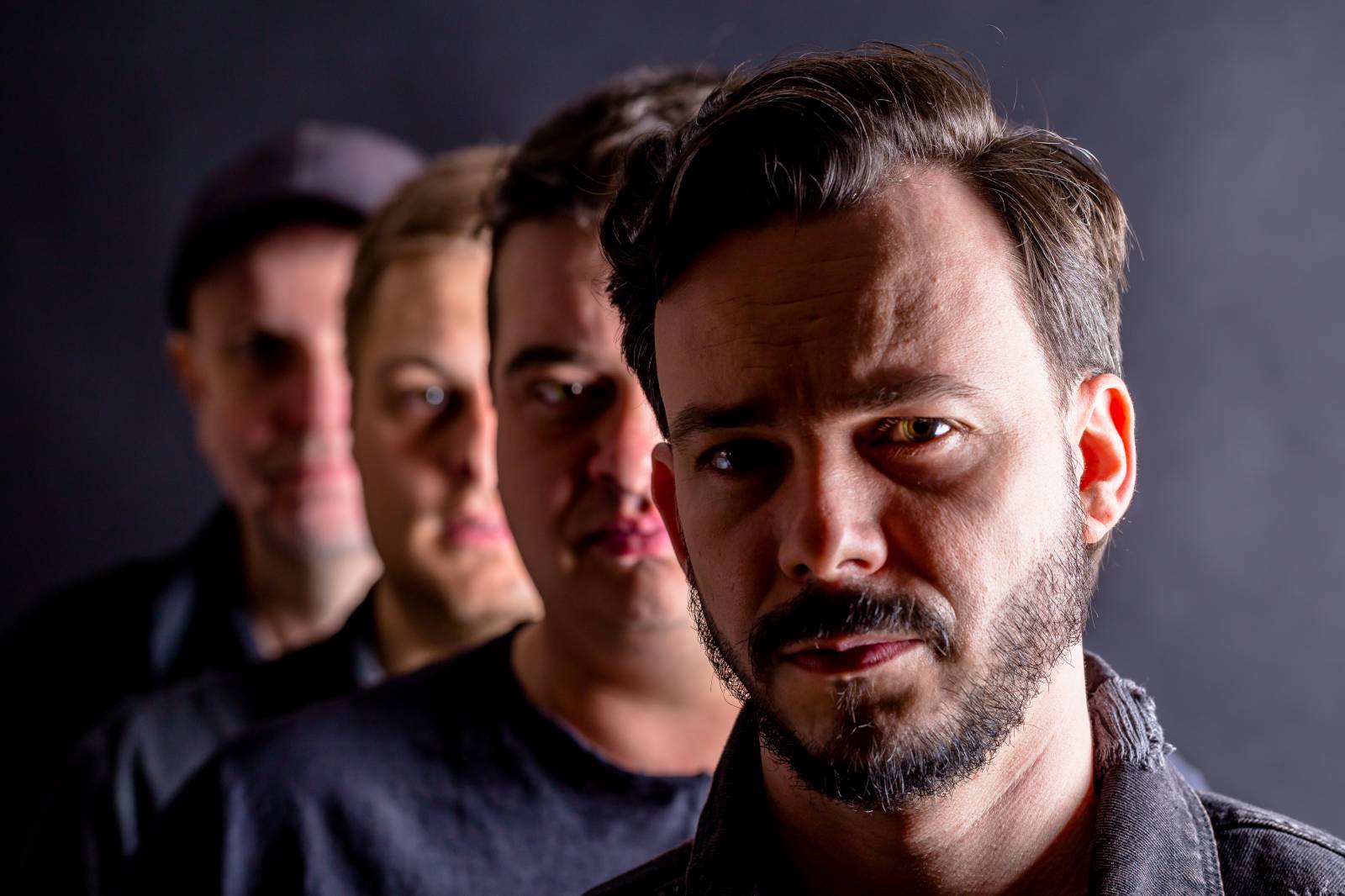 PREMIÉRA: No Heroes objevují v Happiness skutečné štěstí