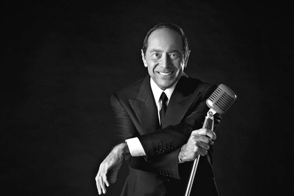 Paul Anka pražský koncert definitivně zrušil. Není tu prý bezpečno